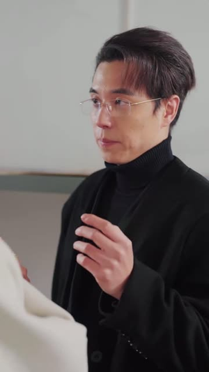 【她的伤痕荣耀】74集免费短剧在线赏看