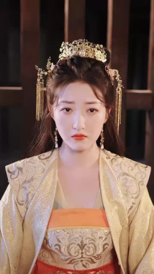 【神穿古代我龙袍加身】79集短剧免费在线看全集