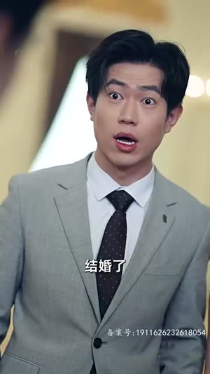 【离婚后，五位爸爸来给我撑腰】40集短剧免费高清在线看