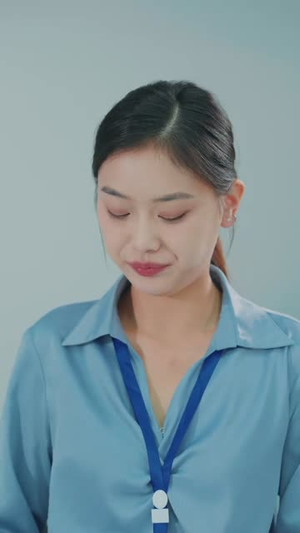 【广告女王】16集短剧免费完整观看