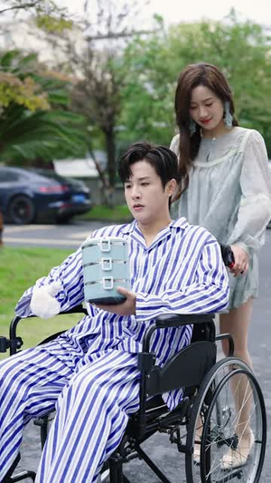 【爱在时光里流转】60集短剧在线免费全集赏