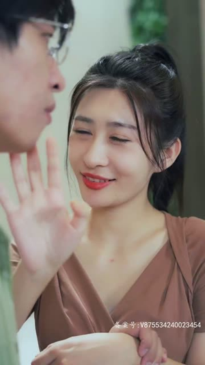 【我和房东的秘密，我的美女室友，这个房客不一般（合集）】20集短剧免费在线完整赏