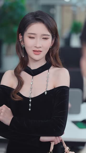 【穿成了团宠文里的假千金】50集在线免费看短剧全集