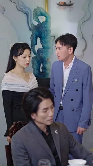 【刚退役，就和逃婚大小姐同居】98集短剧免费在线随心看