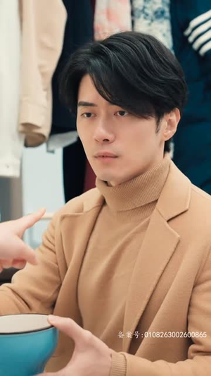 【来到现代，皇帝开始复仇】免费看80集短剧全集