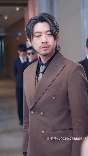 【刚离婚，五个女神未婚妻倒追我】83集高清短剧免费全集在线览