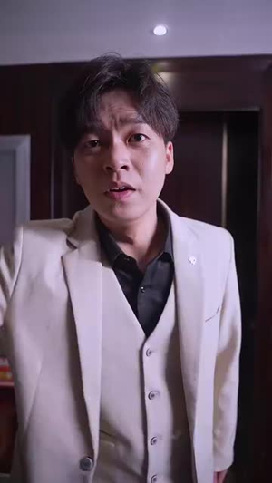 【离婚后我带三宝炸翻首富前夫集团】78集短剧免费全集在线赏