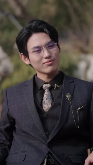 【腹黑夫人飒又撩】96集短剧全集免费畅看