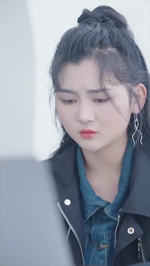 【我替总裁搞商战】84集高清短剧在线直看