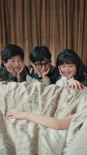 【萌宝助攻，爹地不要跑】64集短剧免费全集赏映