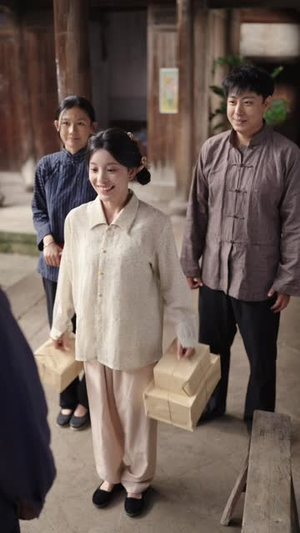 【睁眼六零：我带全家顿顿啃排骨】50集短剧免费在线品看