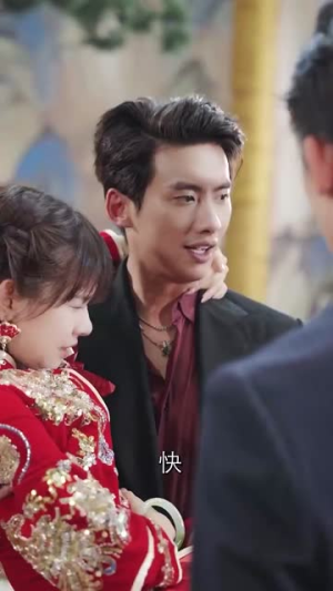 【我怀崽他孕吐三胎团宠我赢麻了】80集短剧免费全集速来观看