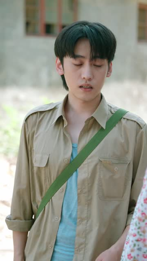 【重回八零从摆地摊开启我的发家路】92集短剧免费在线全集览观