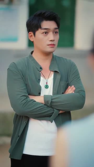 山村藏龙谁惹得起 (76集)火爆短剧推荐