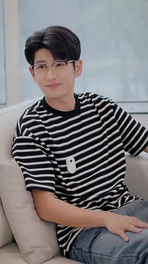 收废品怎么了我就要拒绝校花（80集）热门短剧追不停