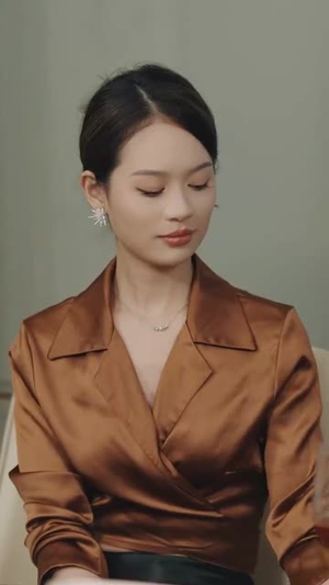 退役后我觉醒了黄金瞳（82集）热门火爆短剧