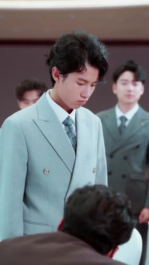 魔鬼上司变后妈老爹你真行 (76集) 热播短剧免费看