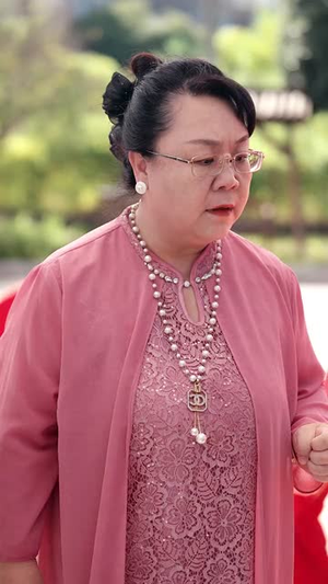 【九朝帝君开局金莲喊喝药】61集短剧免费在线看全剧