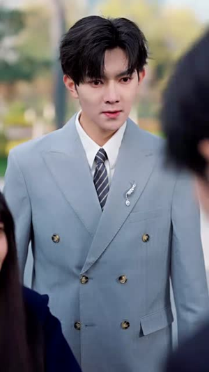 【微风轻拂又见你】66集完整短剧全集在线观看