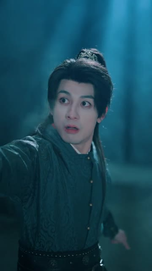 【被贬皇陵，我靠殓骨成至尊】81集短剧全集免费赏映