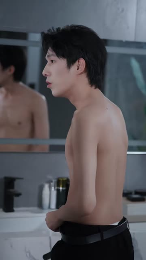 【让你当保安，你去泡美女校花】80集免费短剧在线览观