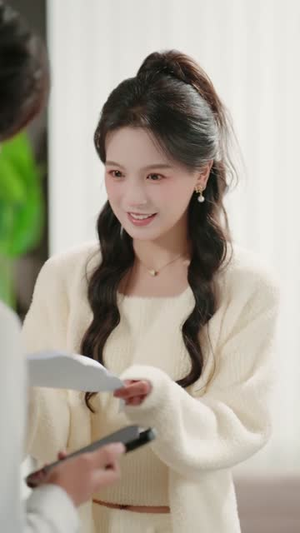 【只给钱不回家的老公突然回来了】70集免费短剧完整在线观赏